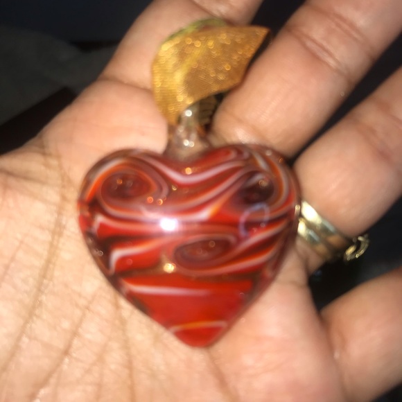 Glass heart necklace orange gold white swirl - Picture 4 of 9